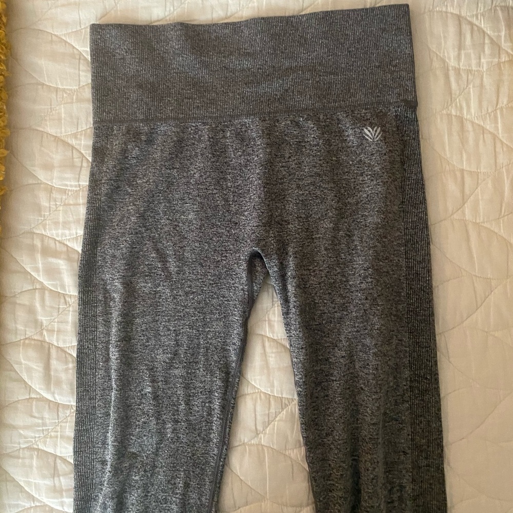 Gray yoga/workout pants